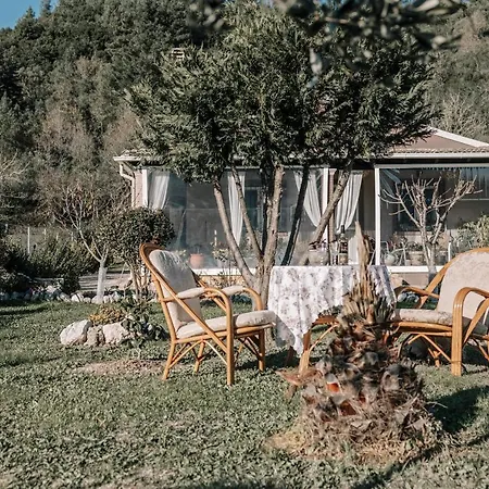 Flower Garden House Kouramaditika Exterior photo